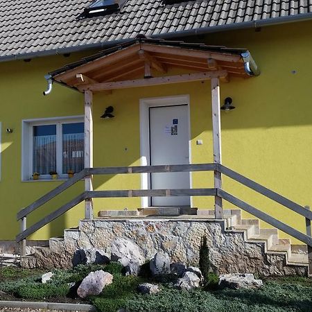Toltestava Hunters House Kft Bed And Breakfast מראה חיצוני תמונה