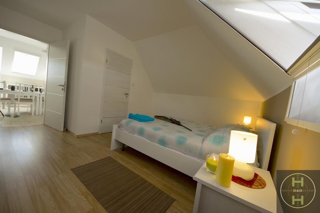 Toltestava Hunters House Kft Bed And Breakfast חדר תמונה