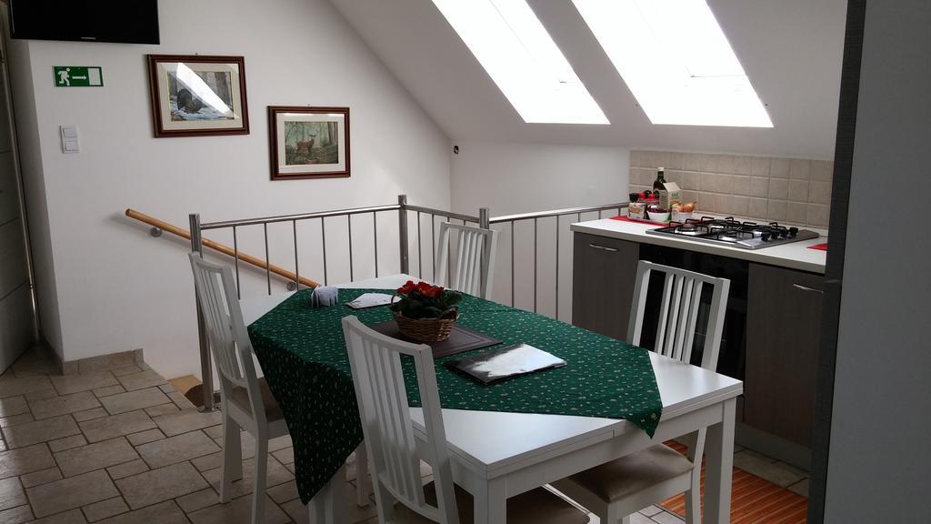 Toltestava Hunters House Kft Bed And Breakfast מראה חיצוני תמונה